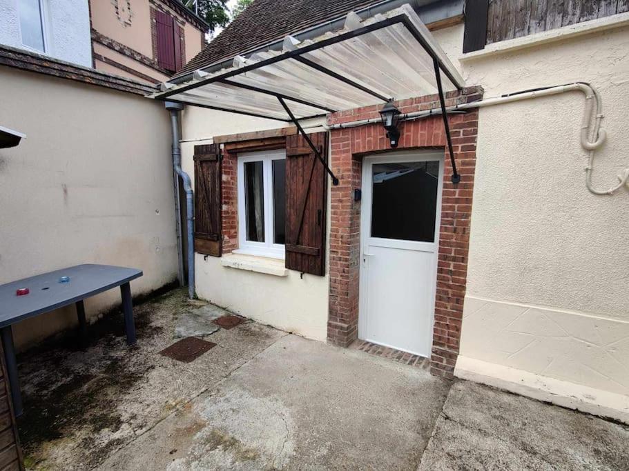 La Petite Falaise, Maison Avec Cour Dreux Centre Extérieur photo